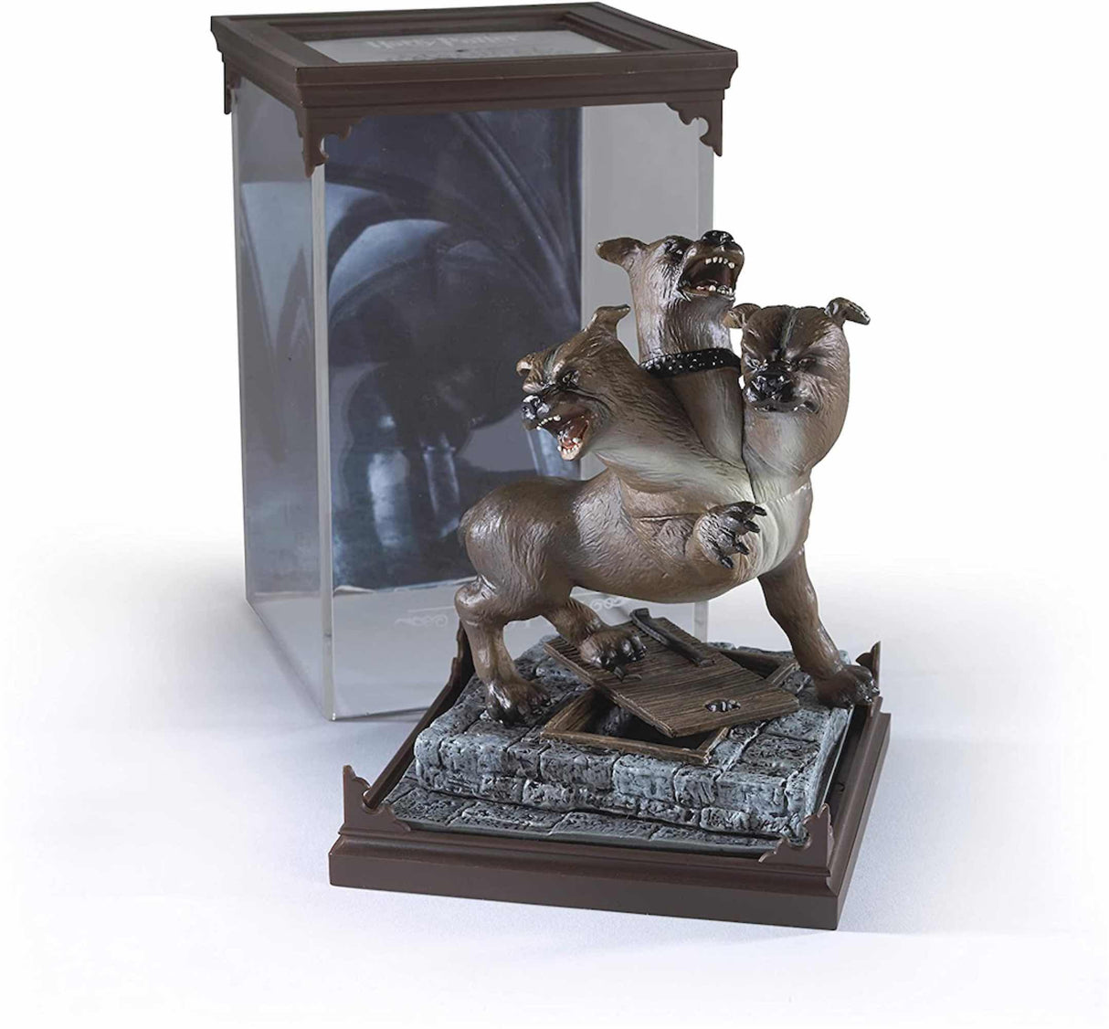 Figura Fluffy de Noble Collection - Criatura Mágica de Harry Potter (18 cm)