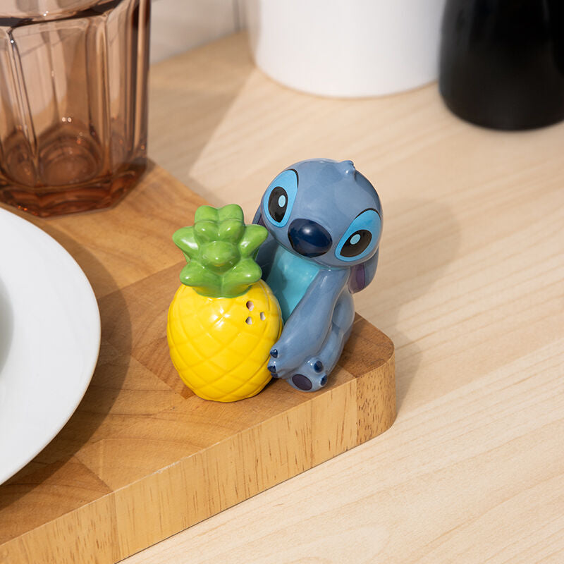 Salero y Pimentero Disney Stitch y Piña - 7 cm de Magia Cerámica